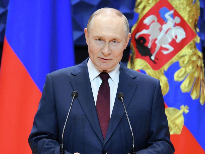 Сегодня мы поздравляем с днём рождения нашего Президента. 